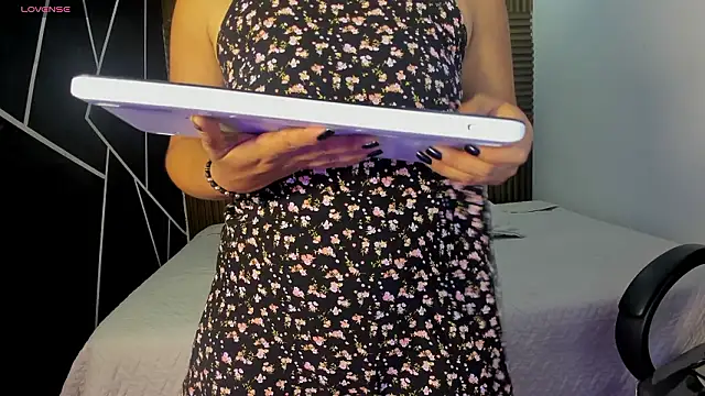 shaden  online show from March 18, 2026, 10:10 pm