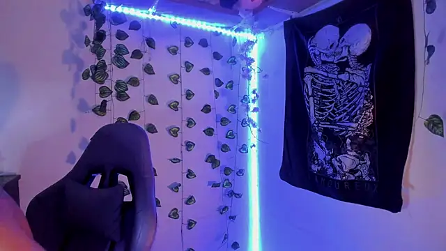 Aaron Hopper online show from February 24, 2026, 1:01 pm