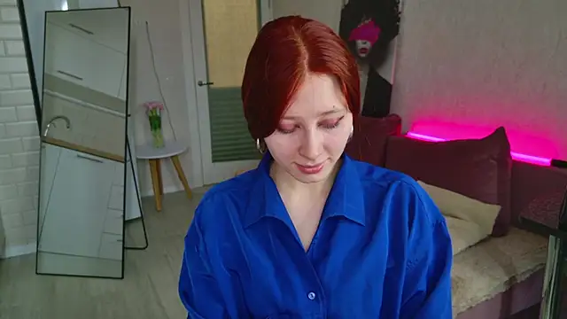 Snapshot of Weisser_Moon chatting on February 28, 2026, 5:07 am Weisser Moon online show from February 28, 2026, 5:07 am