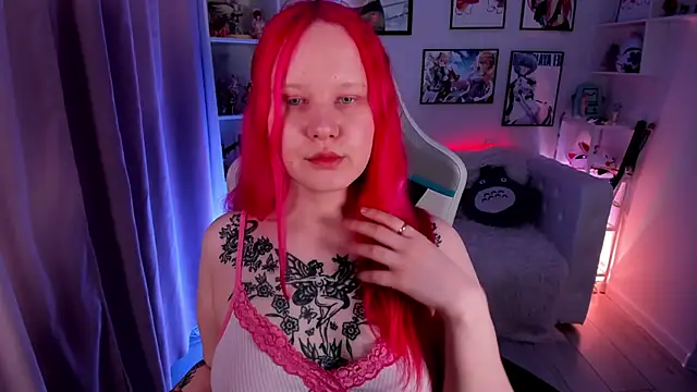 Snapshot of AnnieVibe chatting on May 6, 2026, 5:39 pm AnnieVibe online show from May 6, 2026, 5:39 pm