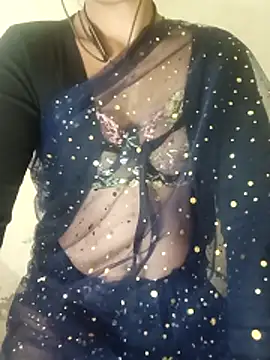 Snapshot of Royal_hotti0011 chatting on February 22, 2026, 5:36 pm Royal hotti0011 online show from February 22, 2026, 5:36 pm