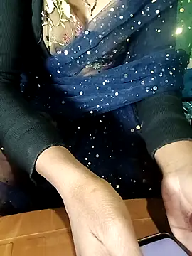 Snapshot of Royal_hotti0011 chatting on February 23, 2026, 5:13 pm Royal hotti0011 online show from February 23, 2026, 5:13 pm