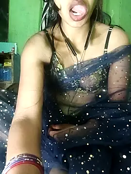 Royal hotti0011 online show from March 6, 2026, 6:25 pm