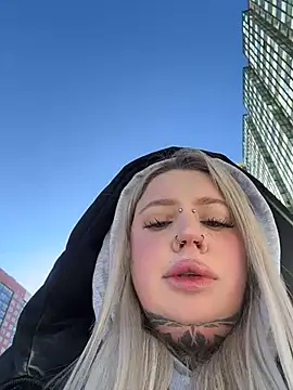 Snapshot of Chiibi chatting on February 23, 2026, 9:54 am Chiibi online show from February 23, 2026, 9:54 am