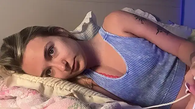 Snapshot of kelseyblu chatting on June 6, 2026, 11:32 pm kelseyblu online show from June 6, 2026, 11:32 pm