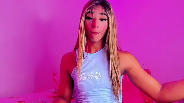 Babyestrella  online show from March 11, 2026, 2:49 am