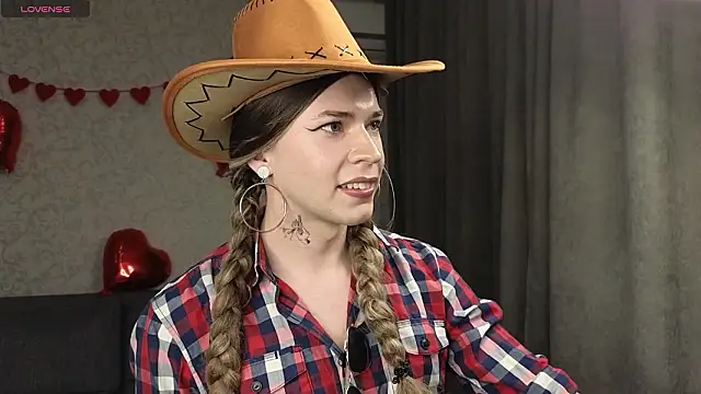 Anna inHear online show from February 15, 2026, 5:23 pm