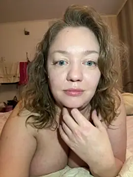 BBBWOOW online show from February 18, 2026, 2:31 am