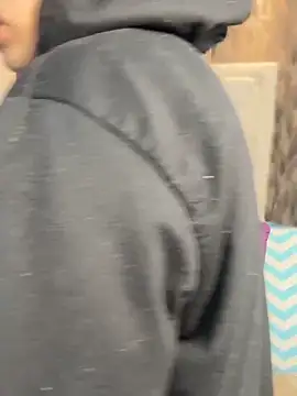 Snapshot of Samu_Hott chatting on February 24, 2026, 8:21 pm Samu Hott online show from February 24, 2026, 8:21 pm