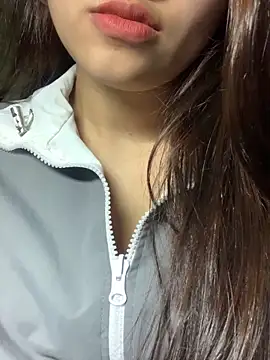 Snapshot of Luna_Babyyy chatting on March 11, 2026, 1:43 am Luna Babyyy online show from March 11, 2026, 1:43 am