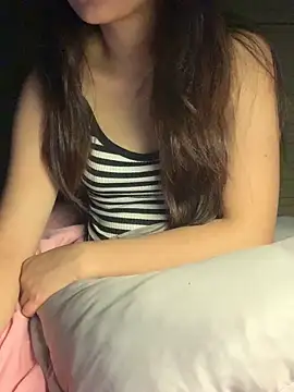 Snapshot of Luna_Babyyy chatting on April 16, 2026, 9:39 pm Luna Babyyy online show from April 16, 2026, 9:39 pm