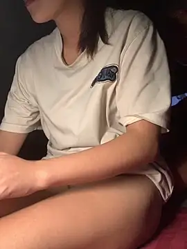 Snapshot of Luna_Babyyy chatting on March 24, 2026, 4:40 pm Luna Babyyy online show from March 24, 2026, 4:40 pm