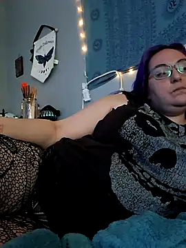RavenOnyx online show from June 21, 2026, 6:25 pm