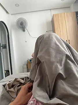 Snapshot of gold221298 chatting on February 3, 2026, 2:00 am gold221298 online show from February 3, 2026, 2:00 am