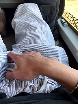 Snapshot of gold221298 chatting on February 23, 2026, 2:02 am gold221298 online show from February 23, 2026, 2:02 am