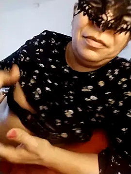 Snapshot of oxavector chatting on February 11, 2026, 9:09 am oxavector online show from February 11, 2026, 9:09 am