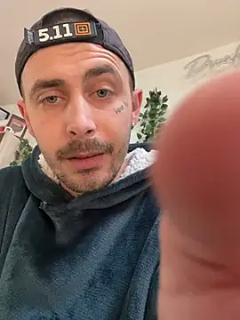 Piratee666 online show from April 14, 2026, 7:24 am