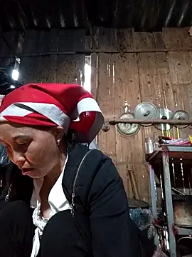 Snapshot of lena-cute chatting on March 2, 2026, 11:33 pm lena-cute online show from March 2, 2026, 11:33 pm