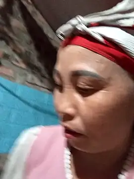 lena-cute online show from March 27, 2026, 11:05 pm