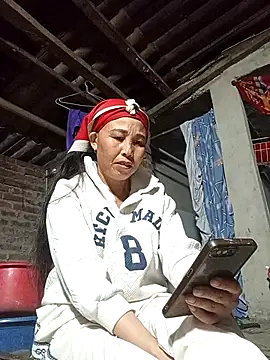 Snapshot of lena-cute chatting on May 8, 2026, 2:10 pm lena-cute online show from May 8, 2026, 2:10 pm