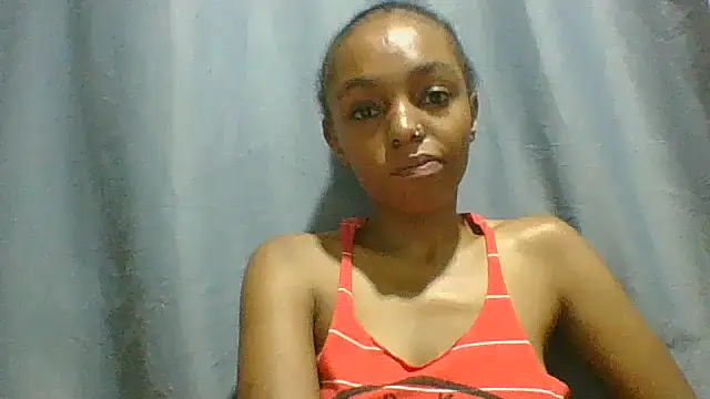 Snapshot of Silk_Couple chatting on February 12, 2026, 5:34 pm Silk Couple online show from February 12, 2026, 5:34 pm