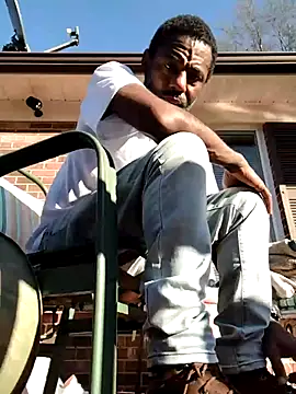 Snapshot of Joecool1009 chatting on February 28, 2026, 9:14 pm Joecool1009 online show from February 28, 2026, 9:14 pm