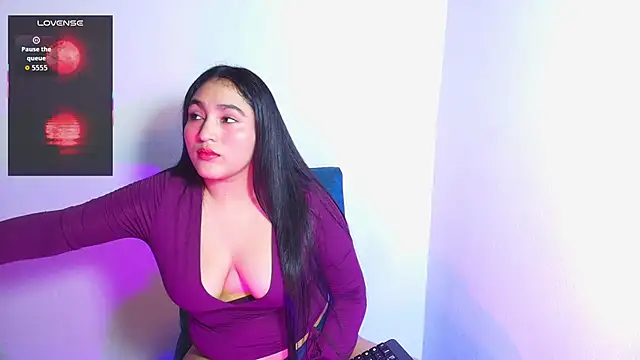 Snapshot of Lya_dubois_ chatting on June 4, 2026, 6:40 am Lya dubois online show from June 4, 2026, 6:40 am