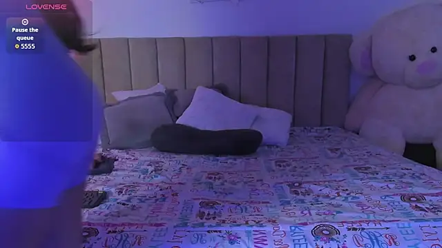 Snapshot of AmberRaiden chatting on February 10, 2026, 3:49 am AmberRaiden online show from February 10, 2026, 3:49 am