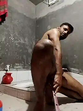 Snapshot of sos-boy chatting on February 11, 2026, 5:24 pm sos-boy online show from February 11, 2026, 5:24 pm