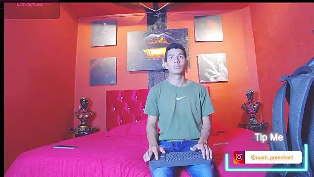 Snapshot of Noah_Greenhartt chatting on February 8, 2026, 4:48 pm Noah Greenhartt online show from February 8, 2026, 4:48 pm