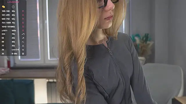 Snapshot of FranciscaGaring chatting on February 23, 2026, 7:09 am FranciscaGaring online show from February 23, 2026, 7:09 am