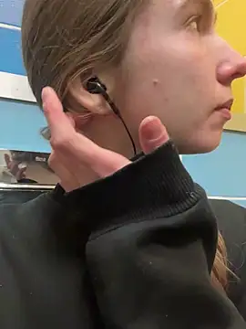 Bubble Chloe online show from February 24, 2026, 2:29 pm