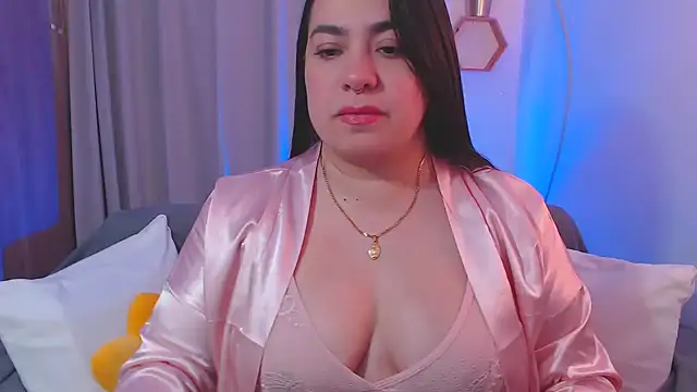 isabum  online show from March 18, 2026, 3:35 pm