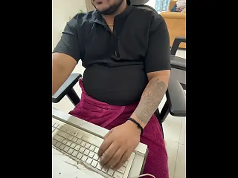 Rah0091 online show from February 25, 2026, 6:46 am