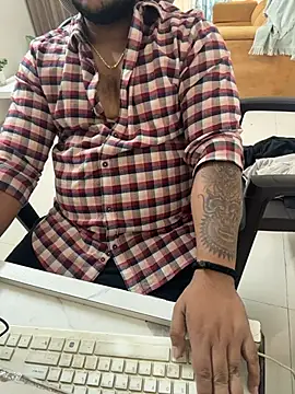 Rah0091 online show from February 18, 2026, 8:55 am