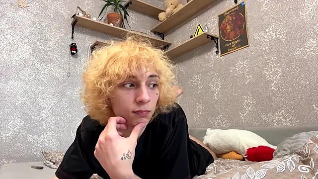 Snapshot of Fred_bucks chatting on February 23, 2026, 9:10 am Fred bucks online show from February 23, 2026, 9:10 am