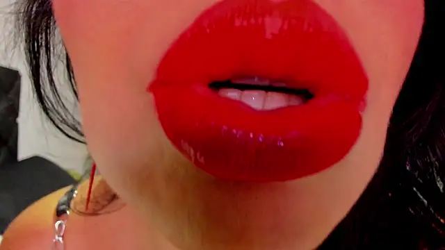 LINDA BLER online show from April 12, 2026, 8:12 pm