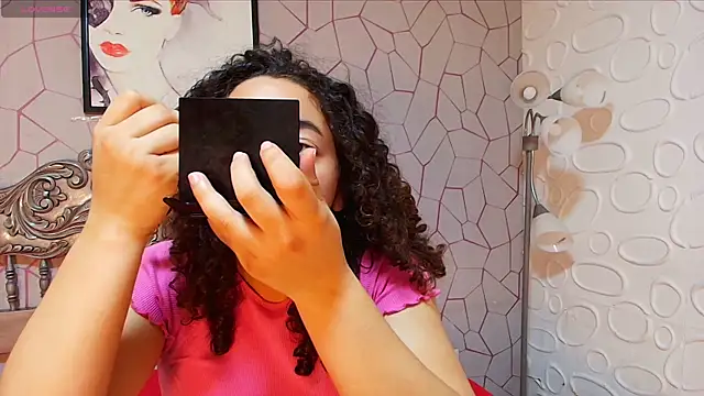 meganrousx online show from March 25, 2026, 12:59 pm