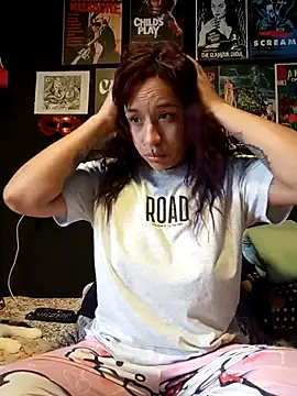 Snapshot of GingerLara chatting on February 13, 2026, 3:01 pm GingerLara online show from February 13, 2026, 3:01 pm