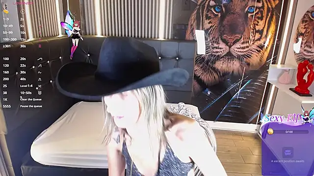 Karolyn rousse online show from February 4, 2026, 12:00 pm