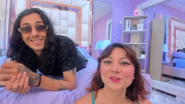 Snapshot of Goldentemptation_ chatting on April 20, 2026, 7:59 pm Goldentemptation online show from April 20, 2026, 7:59 pm