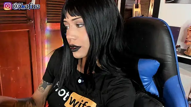 Snapshot of Ivy_Byte chatting on July 31, 2026, 1:05 am Ivy Byte online show from July 31, 2026, 1:05 am