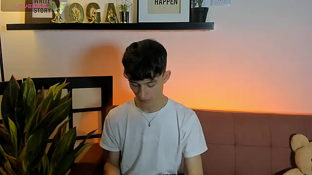 Patrick Howland  online show from April 16, 2026, 9:15 pm