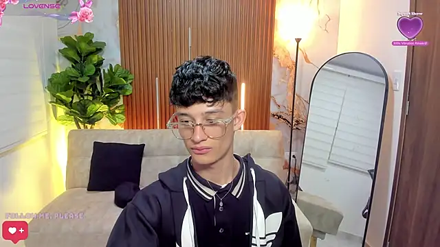 Patrick Howland  online show from April 4, 2026, 9:54 pm