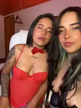 Snapshot of Annie_Alicee chatting on February 15, 2026, 2:38 pm Annie Alicee online show from February 15, 2026, 2:38 pm