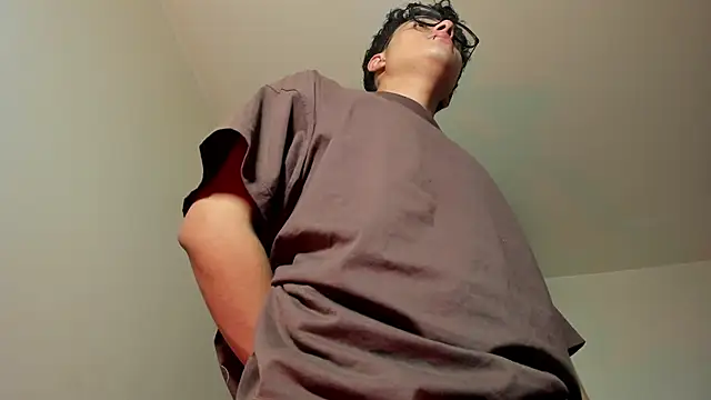 Adonibaskerville4 online show from April 10, 2026, 1:51 pm