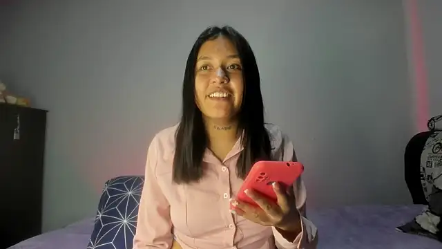 Sharlottee   online show from February 27, 2026, 11:37 pm