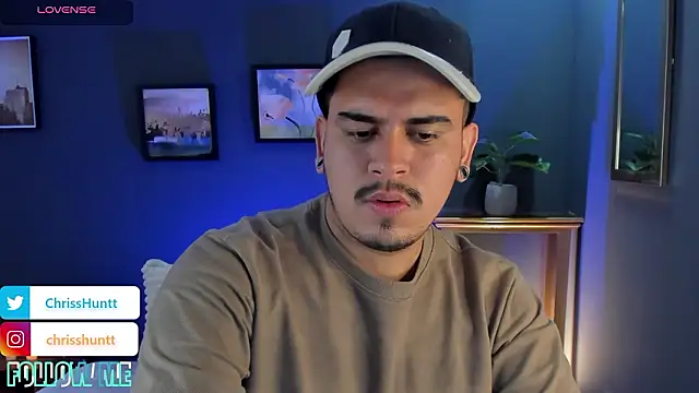 Snapshot of Chriss_Hunt chatting on March 4, 2026, 12:13 pm Chriss Hunt online show from March 4, 2026, 12:13 pm