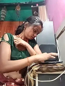 Snapshot of Cut_ikina chatting on May 23, 2026, 9:47 pm Cut ikina online show from May 23, 2026, 9:47 pm