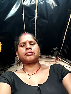 Hot kiran4 online show from February 17, 2026, 7:27 am